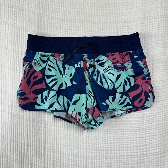 Patagonia Pants - Patagonia Women Tarkine Fern Classic Blue Navy Nine Trail Runner Shorts XS